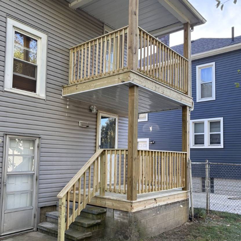 cedar fence panels with sturdy posts